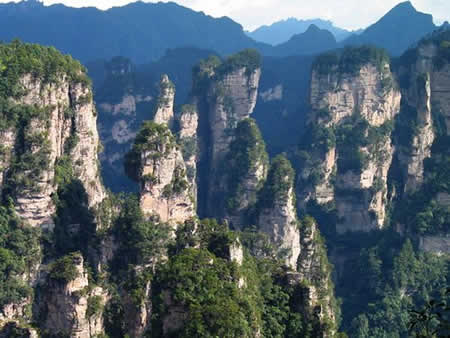 【湖南游】张家界•天门山•黄龙洞•德夯•凤凰•高铁四天纯玩团